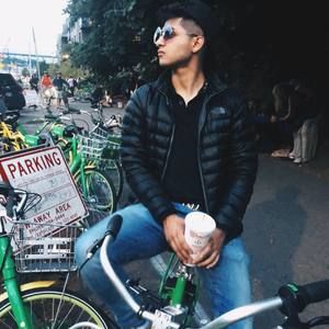 Meet your Posher, Emilio